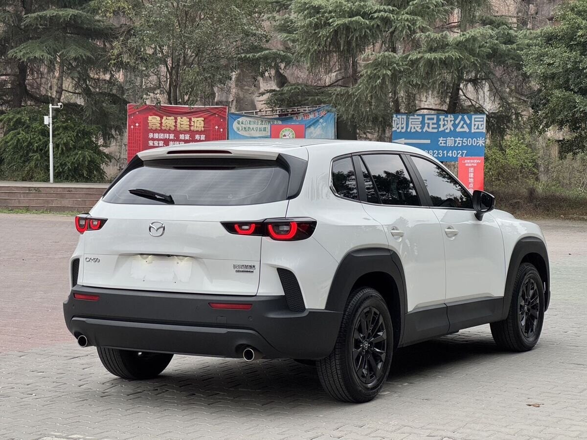 Mazda CX-50 2023 - фото автомобиля
