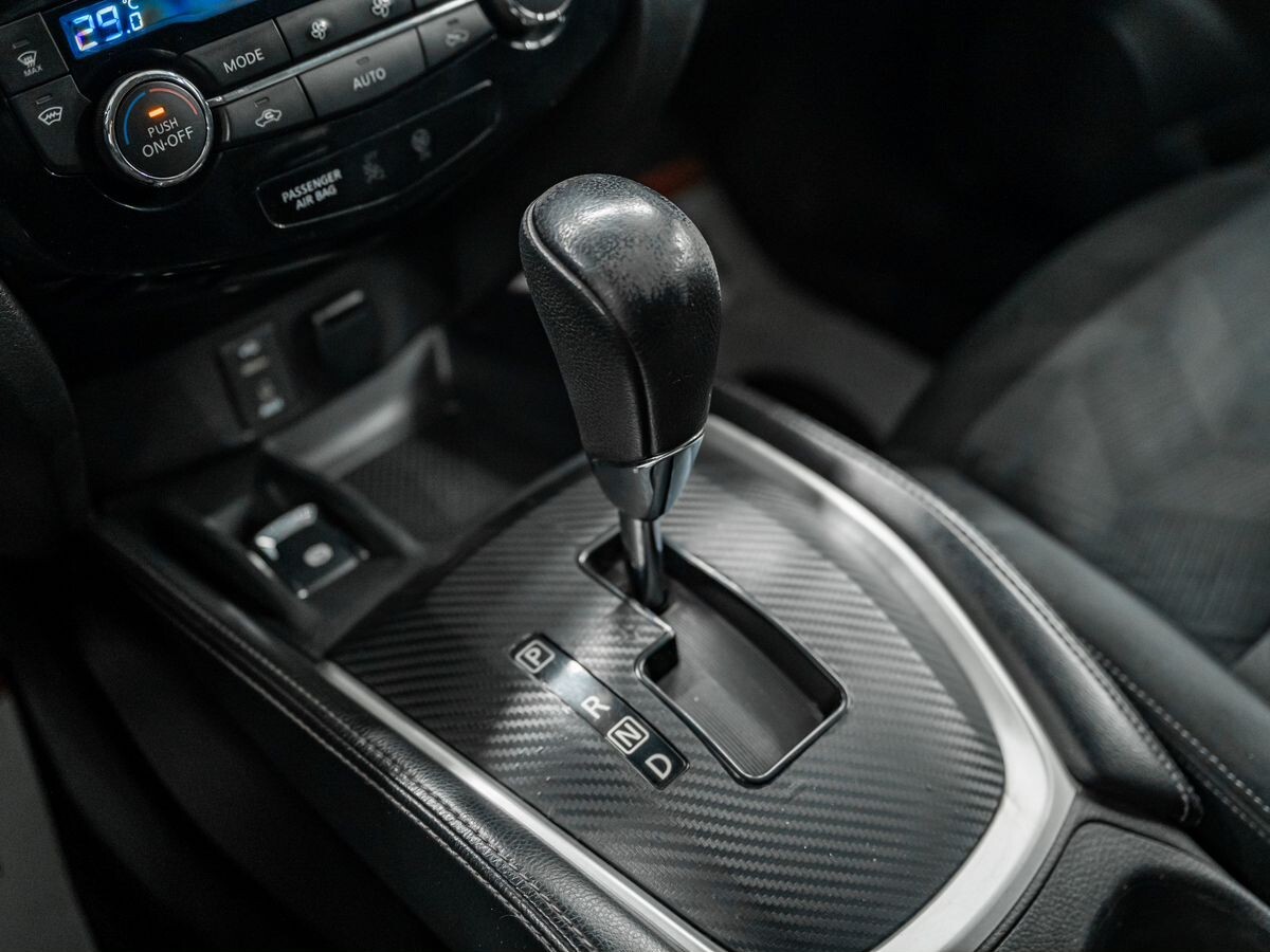 Nissan X-Trail 2015 - фото автомобиля