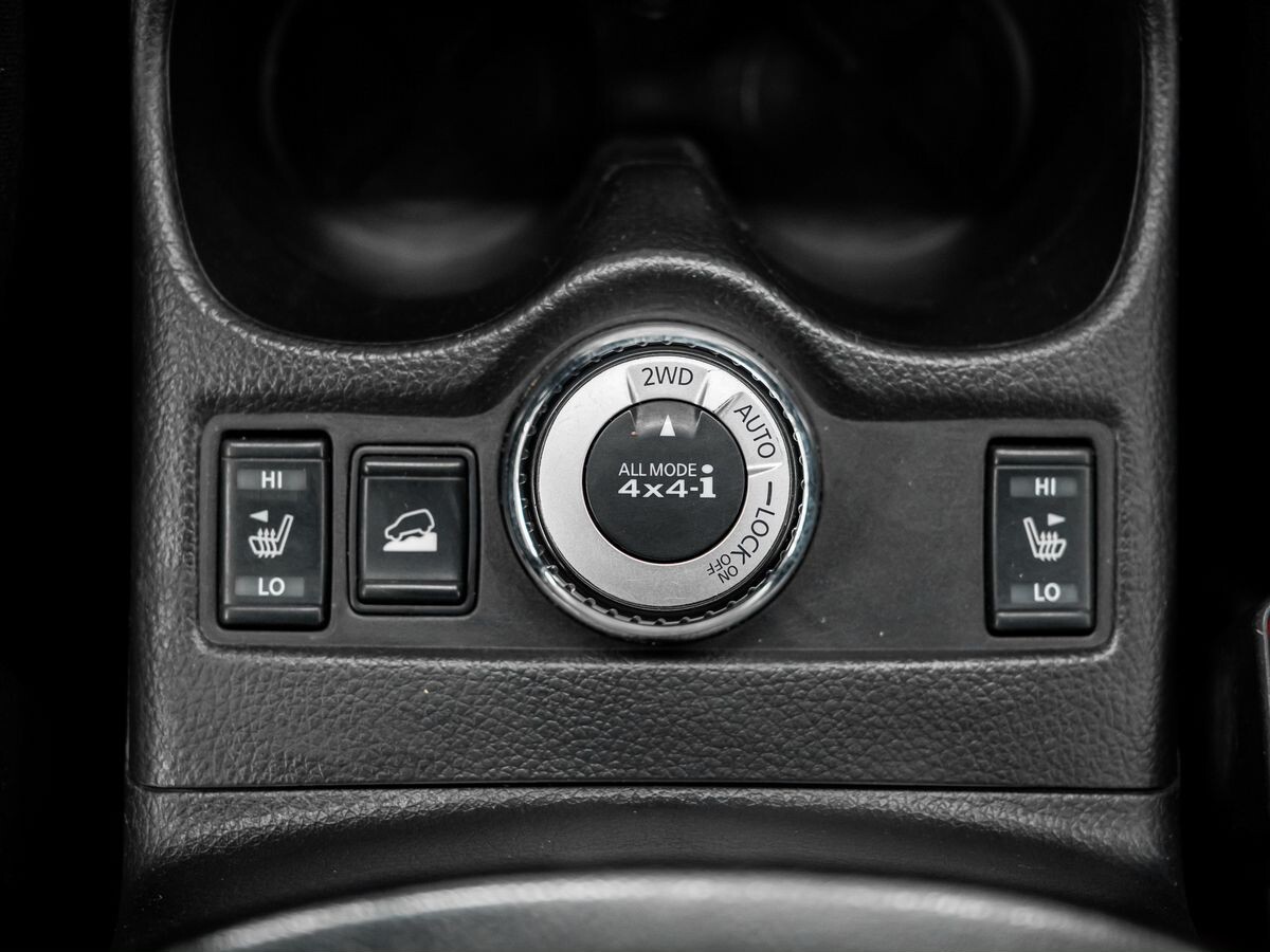 Nissan X-Trail 2015 - фото автомобиля