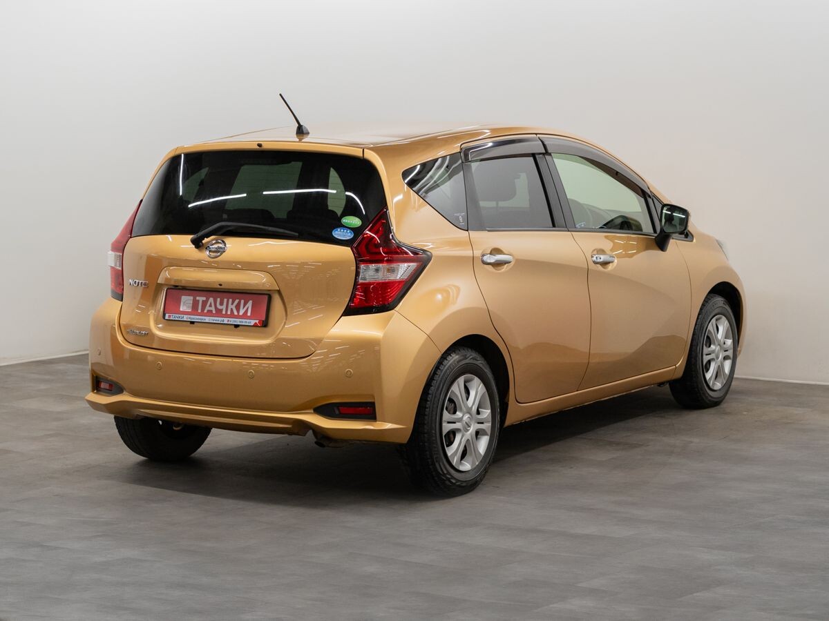 Nissan Note 2018 - фото автомобиля