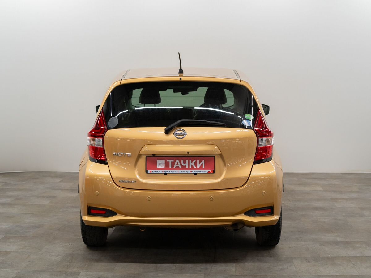 Nissan Note 2018 - фото автомобиля