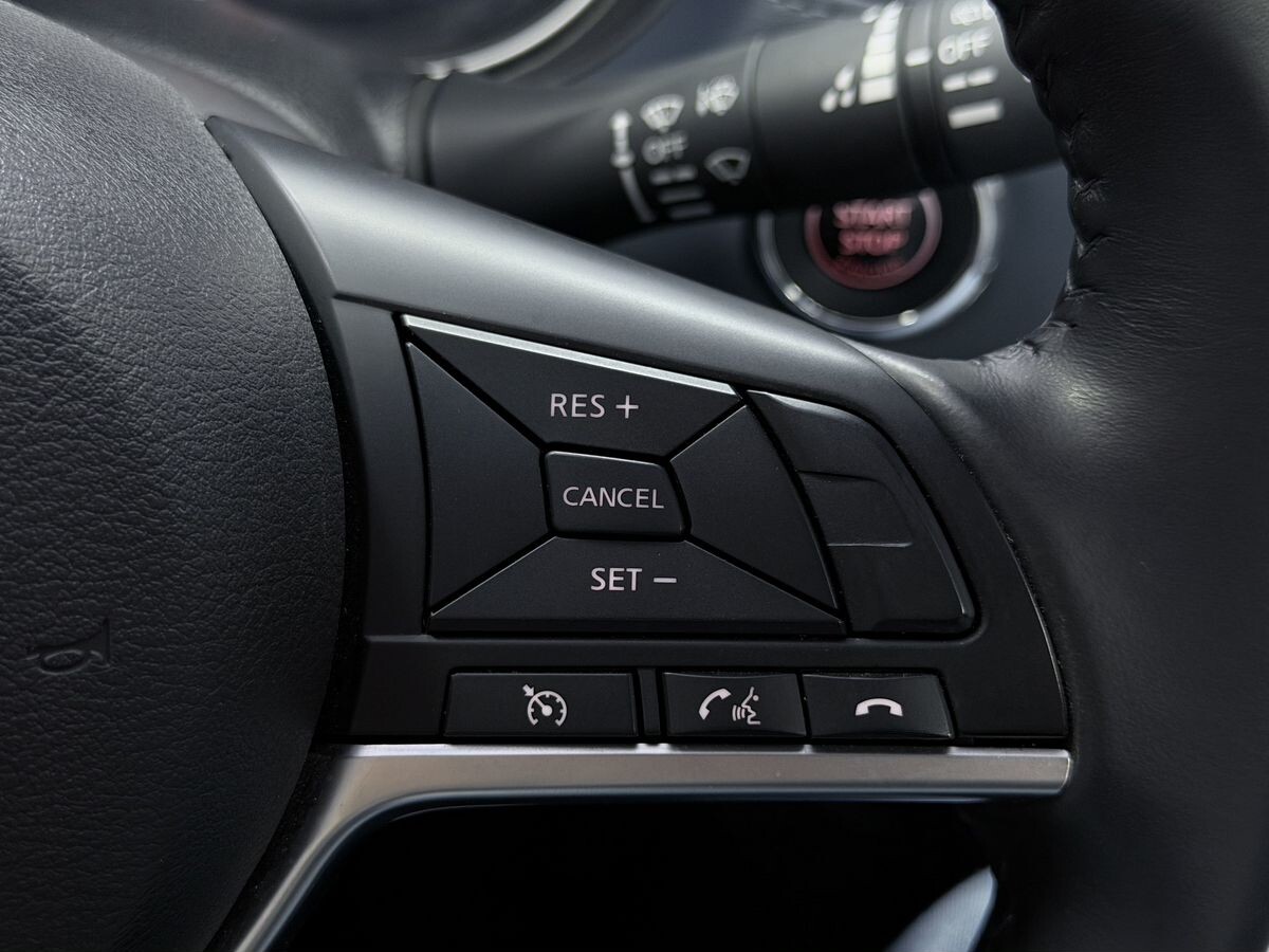 Nissan X-Trail 2025 - фото автомобиля