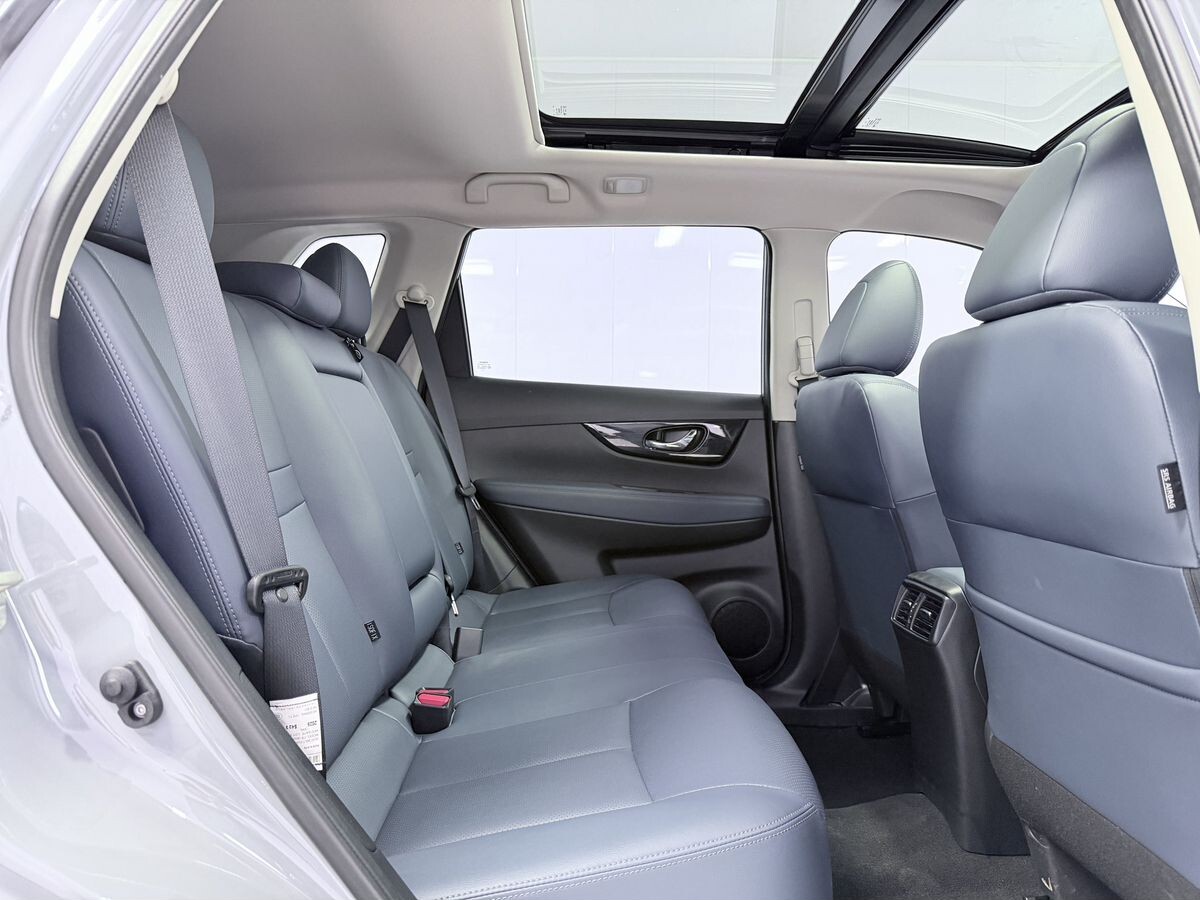 Nissan X-Trail 2025 - фото автомобиля