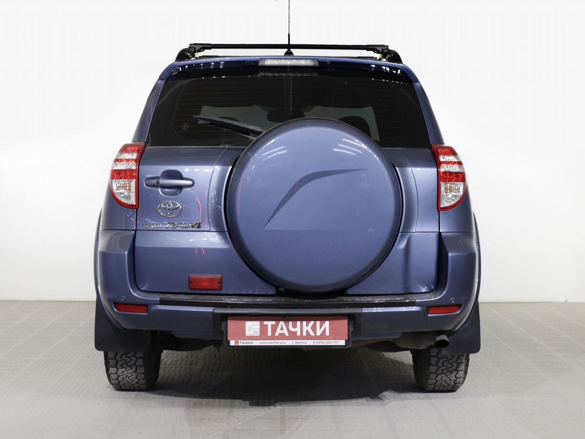 Toyota RAV4 2010 - фото автомобиля