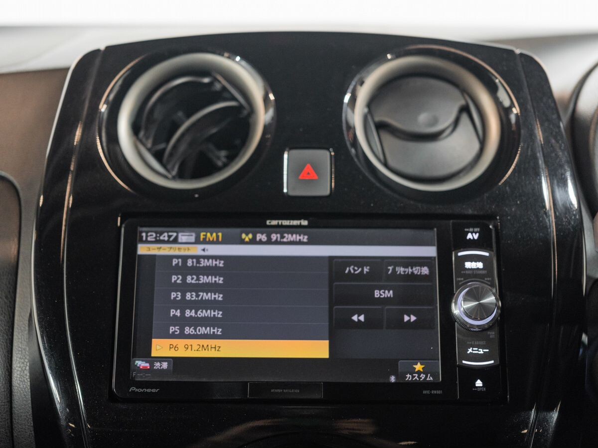 Nissan Note 2018 - фото автомобиля