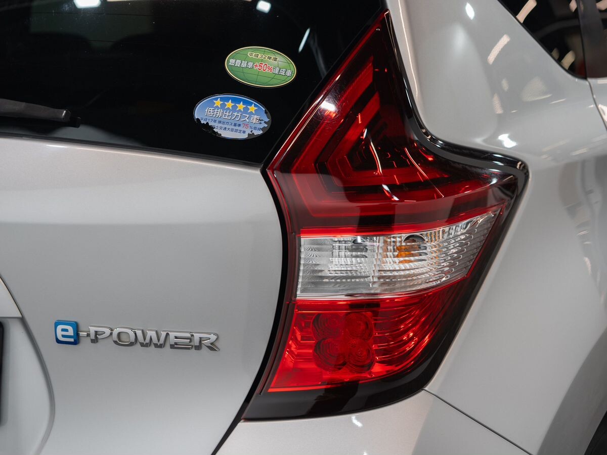 Nissan Note 2018 - фото автомобиля