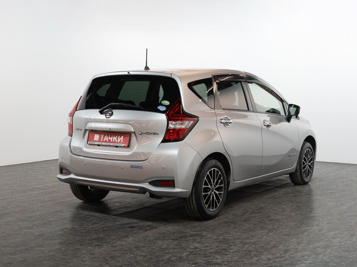 Nissan Note 2018 - фото автомобиля
