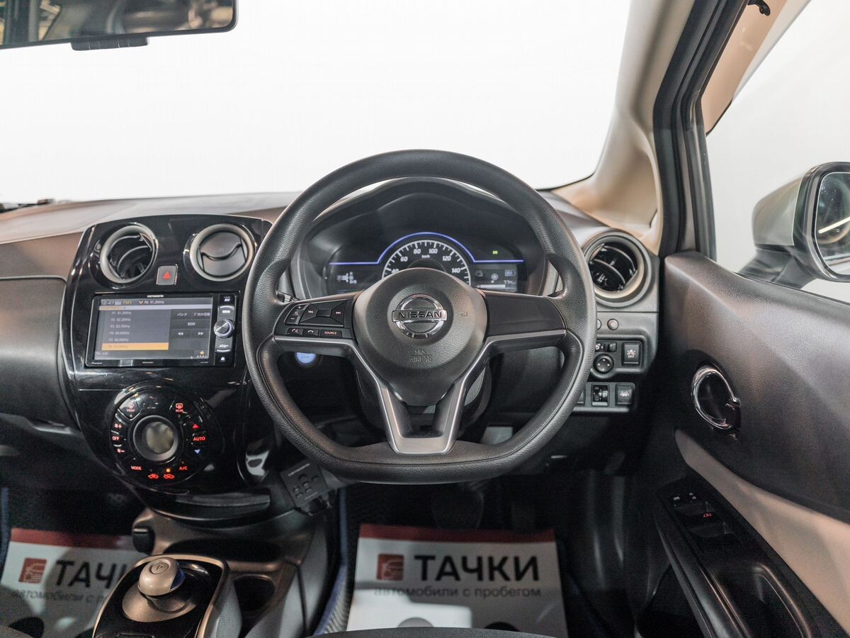 Nissan Note 2018 - фото автомобиля