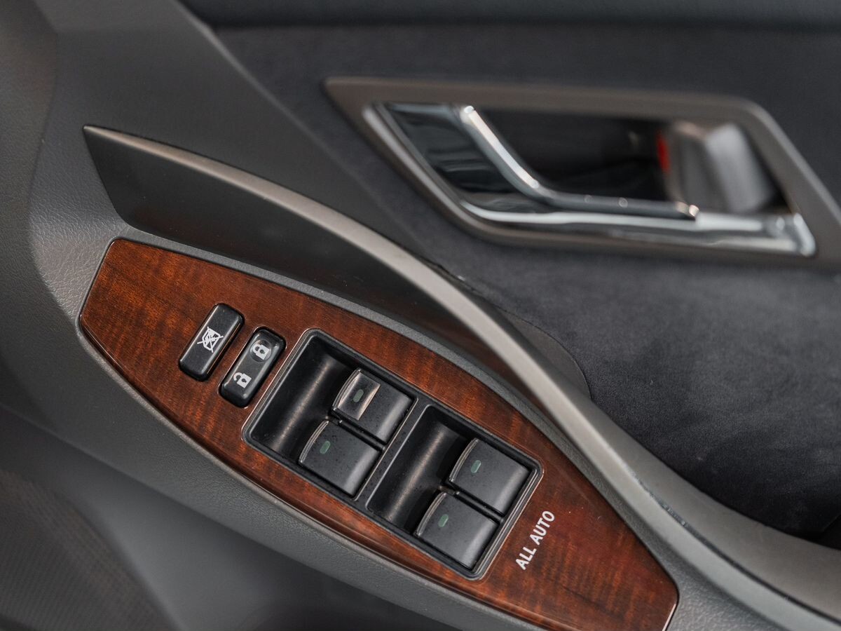 Toyota Premio 2013 - фото автомобиля
