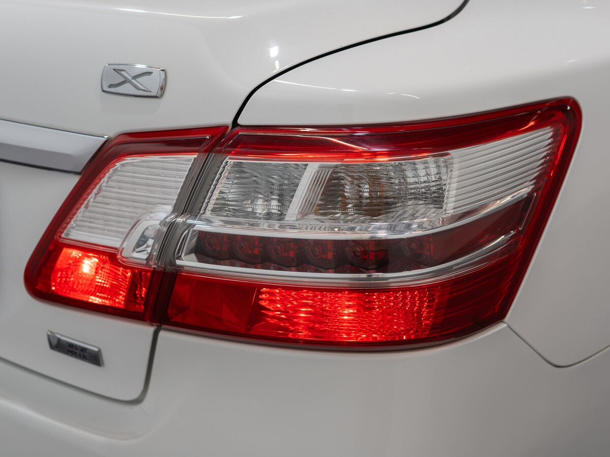 Toyota Premio 2013 - фото автомобиля