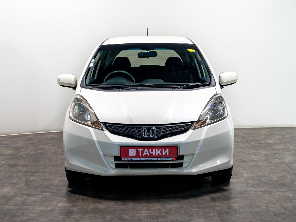 Honda Fit 2011 - фото автомобиля