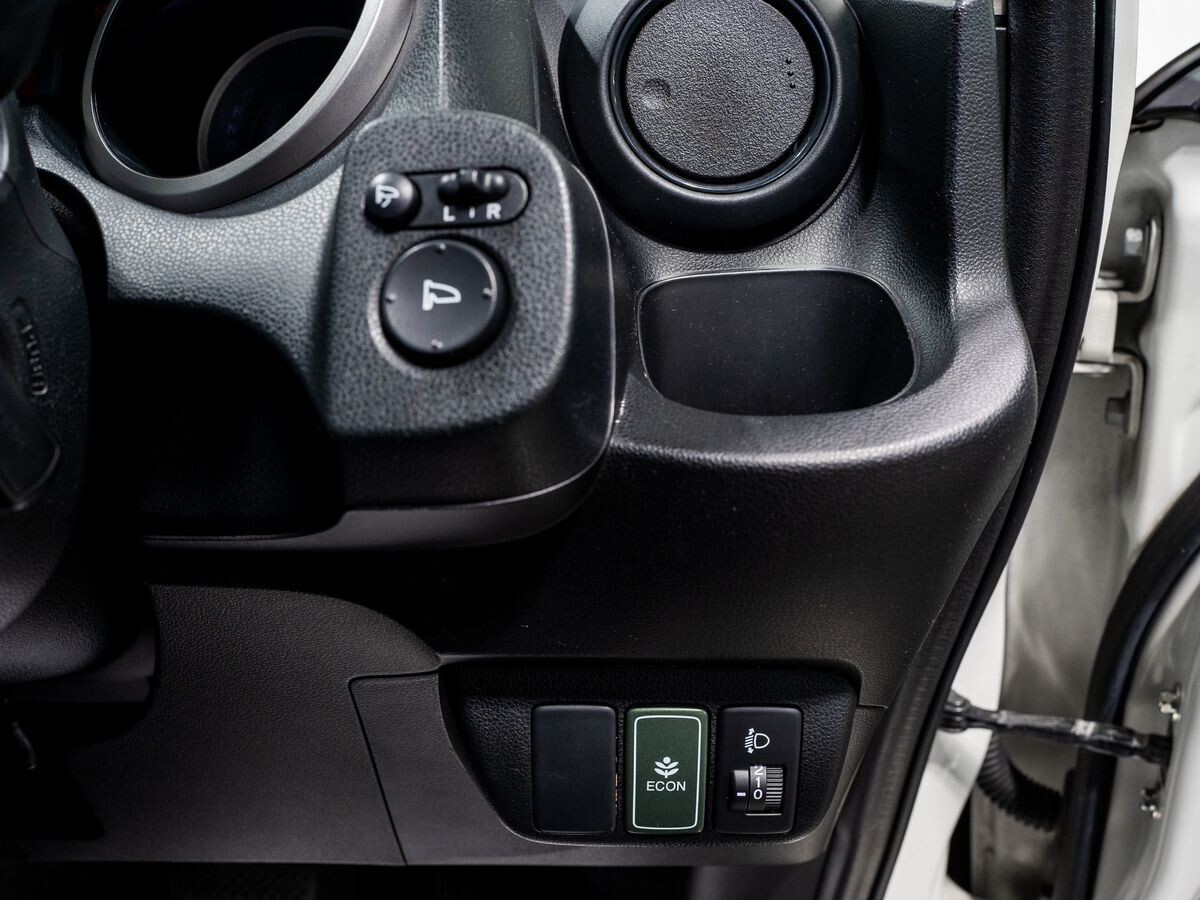 Honda Fit 2011 - фото автомобиля