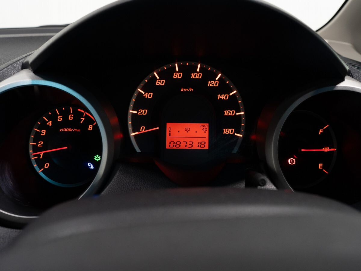 Honda Fit 2011 - фото автомобиля