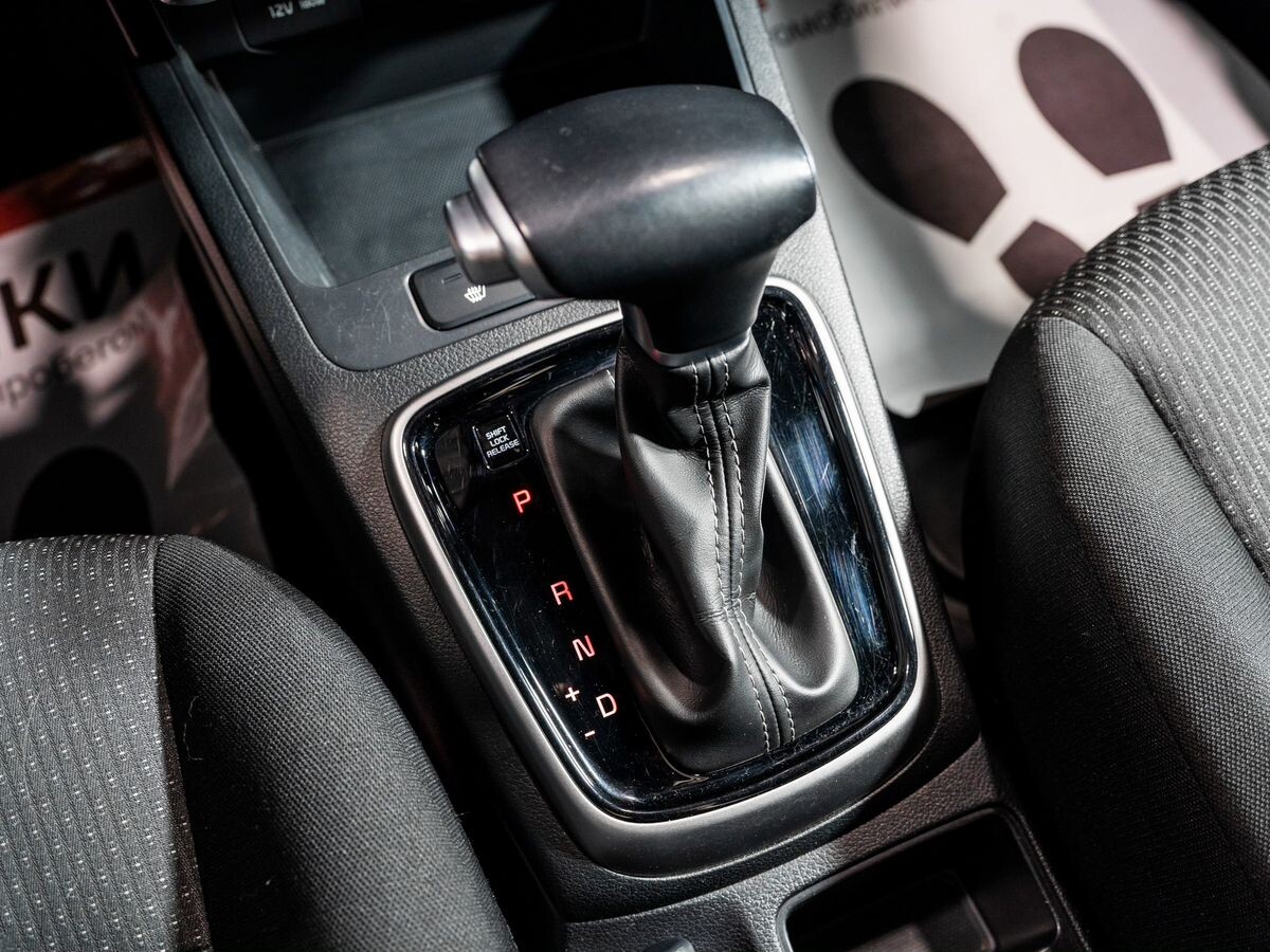 Kia Rio 2020 - фото автомобиля