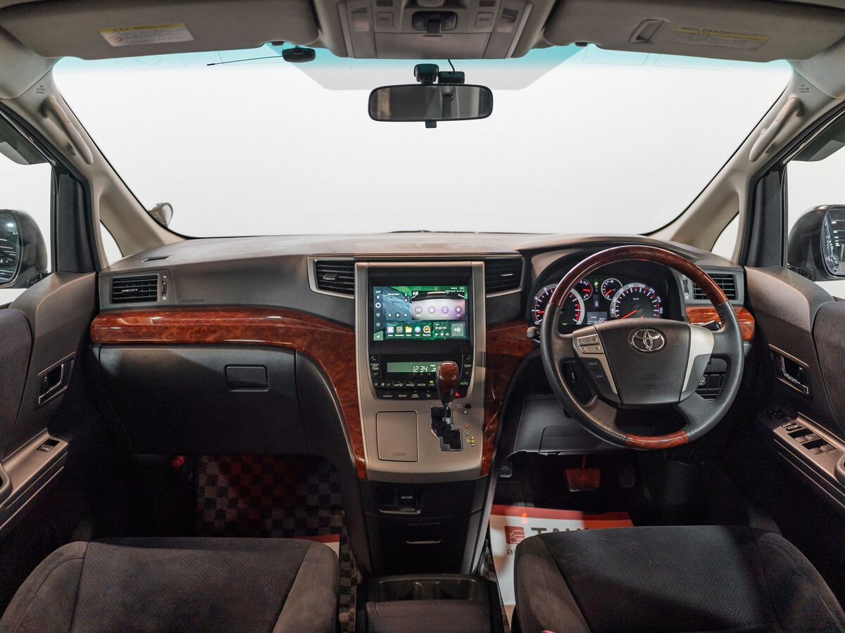 Toyota Alphard 2011 - фото автомобиля