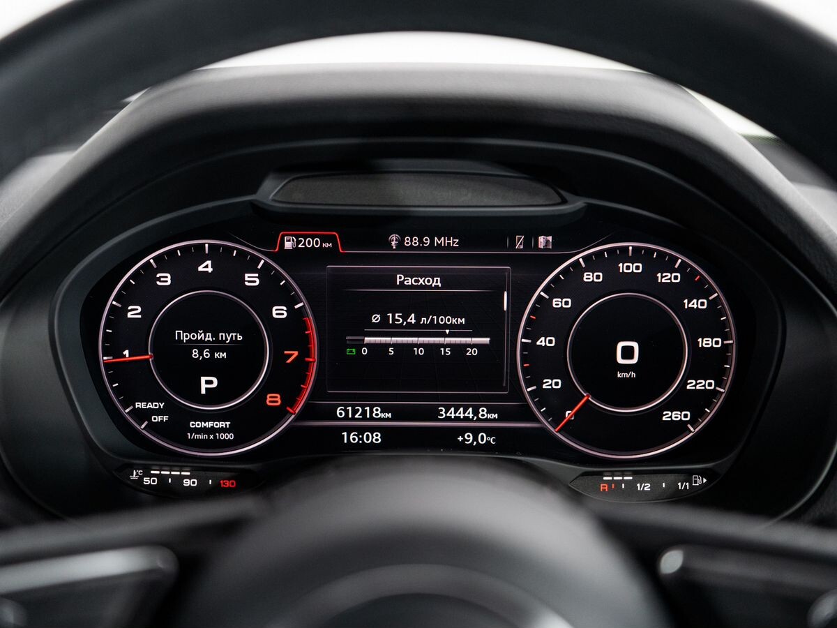 Audi Q2 2017 - фото автомобиля