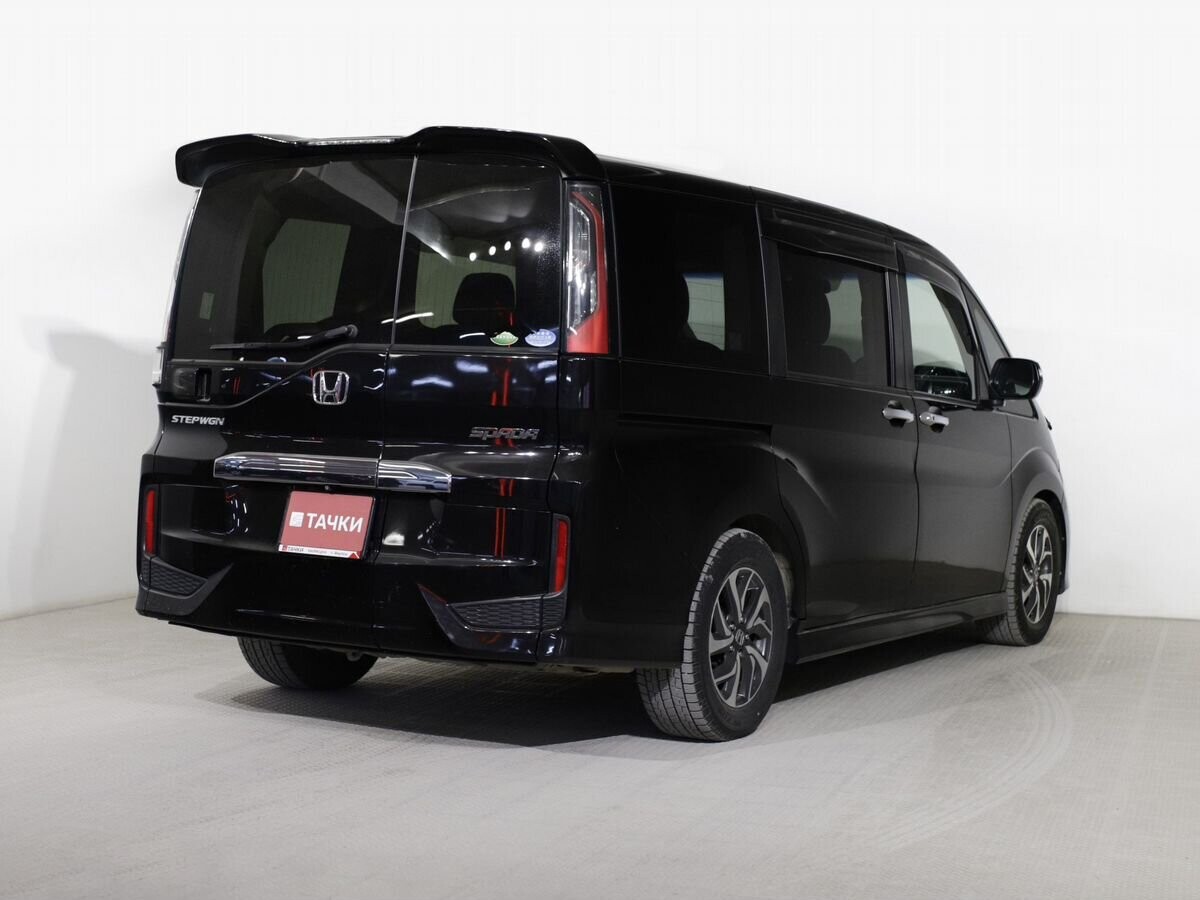 Honda Stepwgn 2015 - фото автомобиля