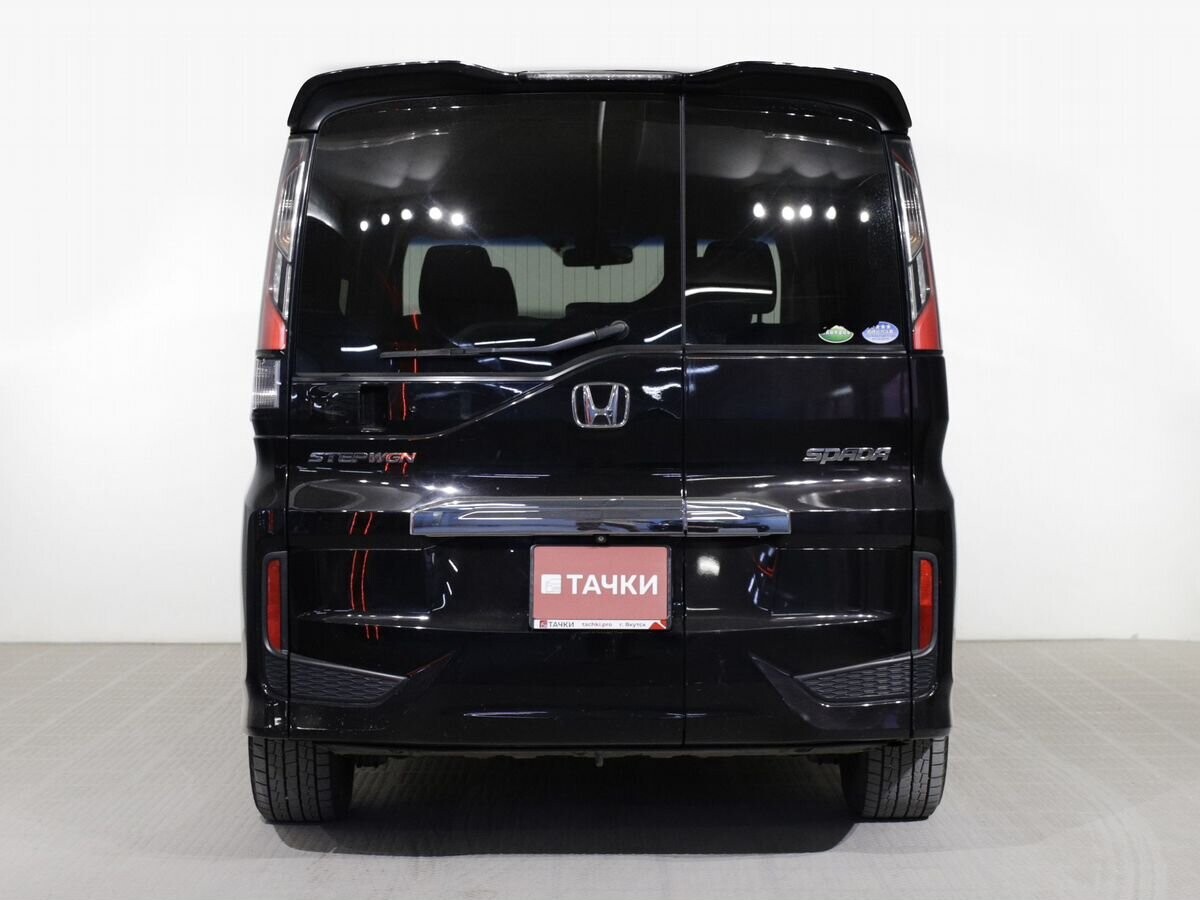 Honda Stepwgn 2015 - фото автомобиля