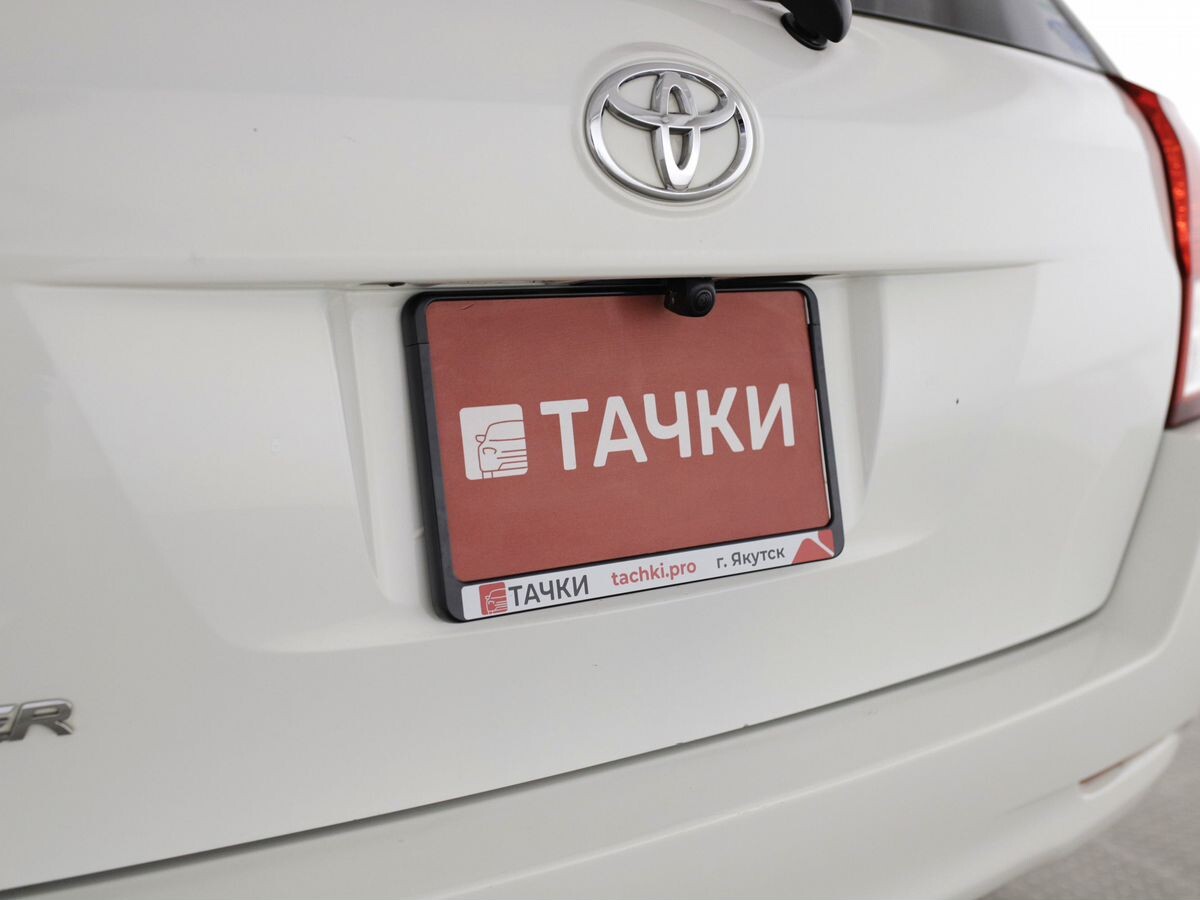 Toyota Corolla Fielder 2013 - фото автомобиля