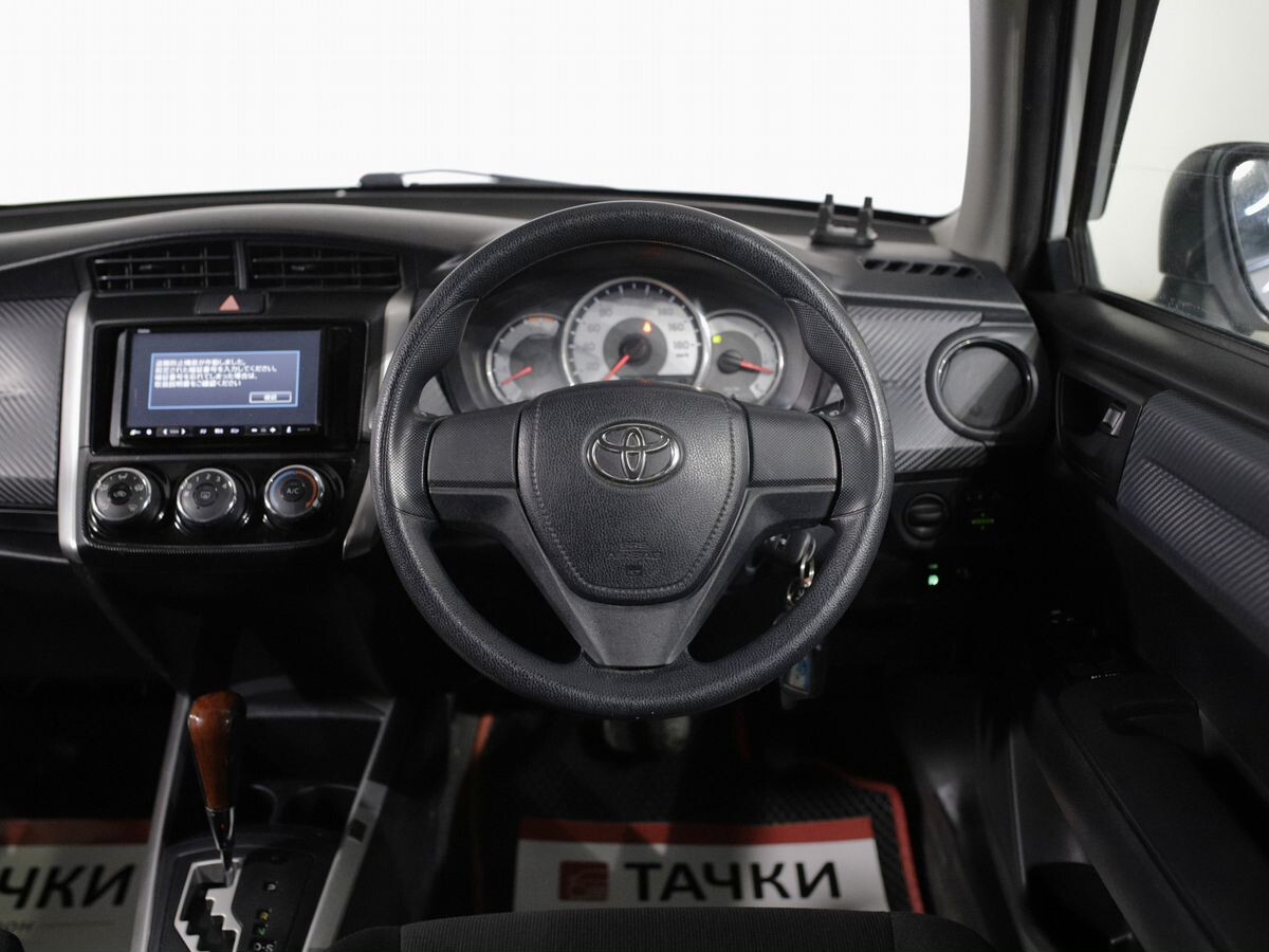 Toyota Corolla Fielder 2013 - фото автомобиля