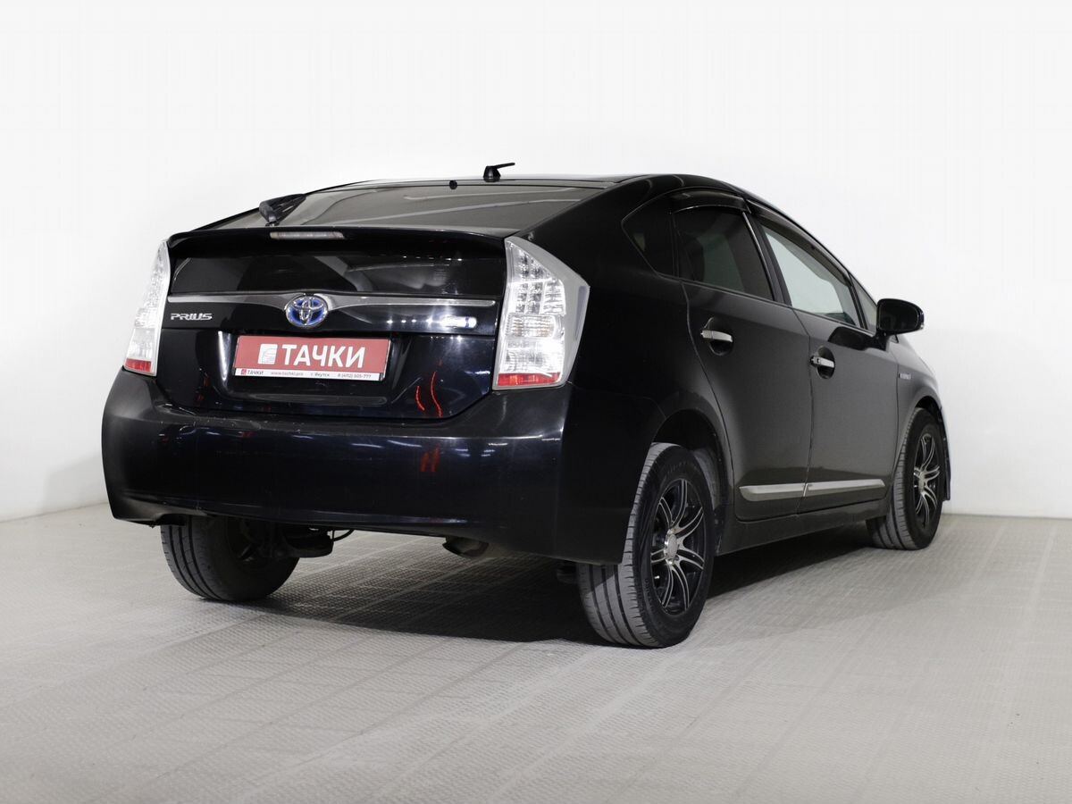 Toyota Prius 2011 - фото автомобиля