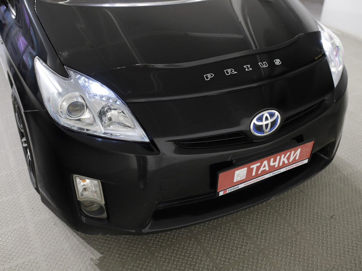 Toyota Prius 2011 - фото автомобиля