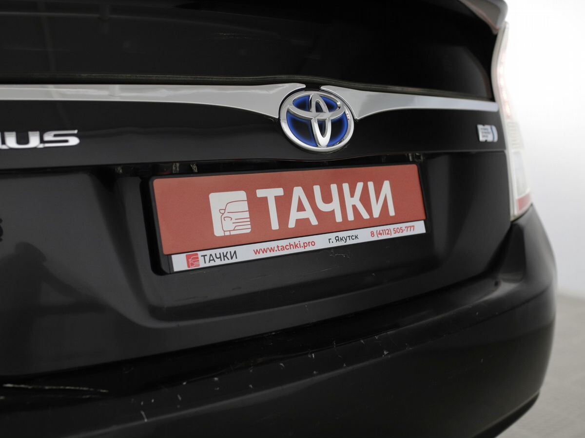 Toyota Prius 2011 - фото автомобиля