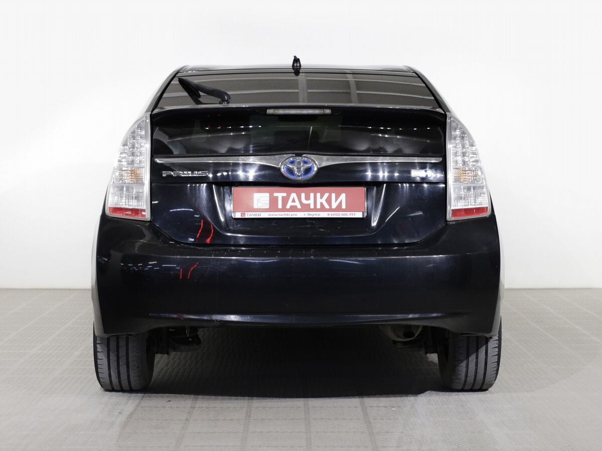 Toyota Prius 2011 - фото автомобиля