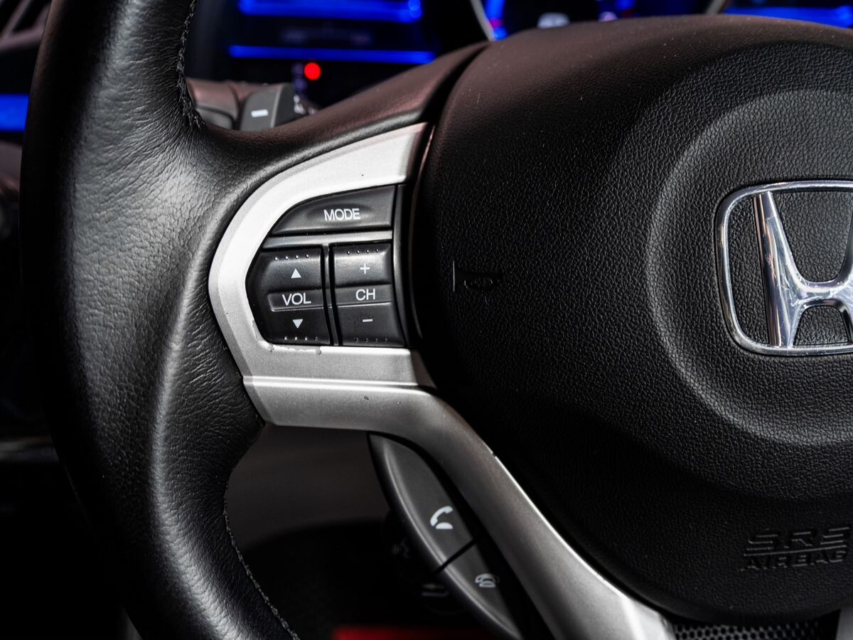 Honda CR-Z 2010 - фото автомобиля