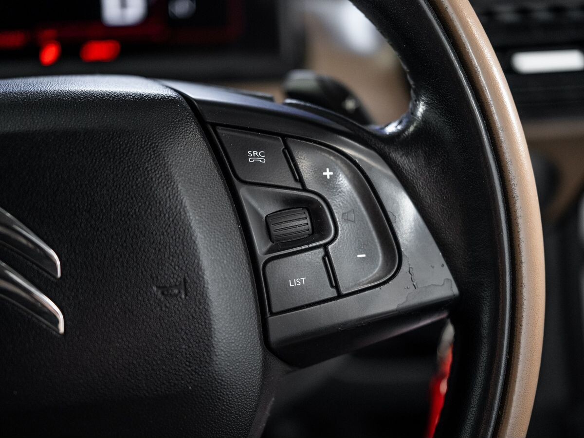Citroen C4 Cactus 2016 - фото автомобиля