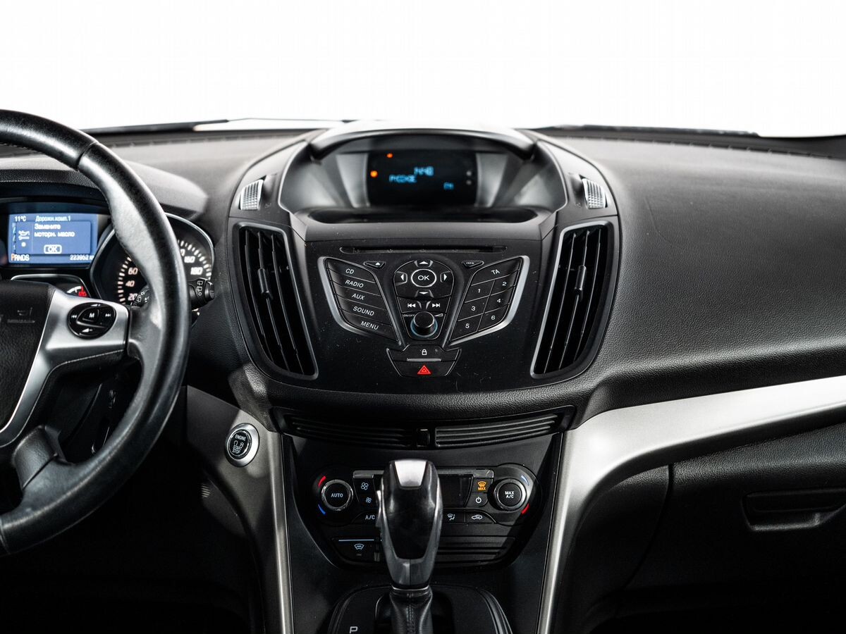 Ford Kuga 2016 - фото автомобиля