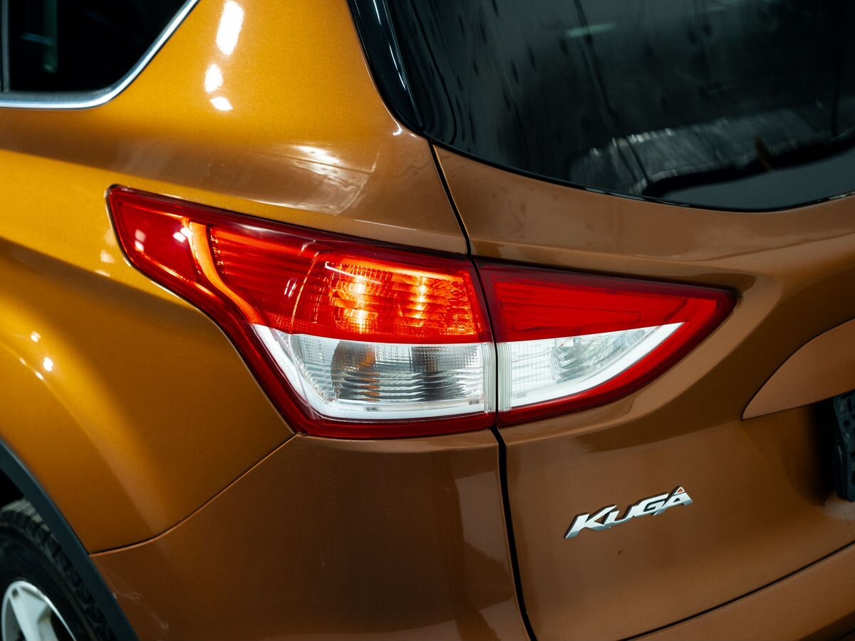 Ford Kuga 2016 - фото автомобиля