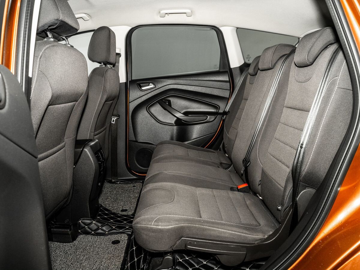 Ford Kuga 2016 - фото автомобиля
