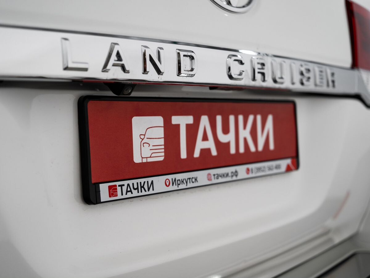 Toyota Land Cruiser 2011 - фото автомобиля