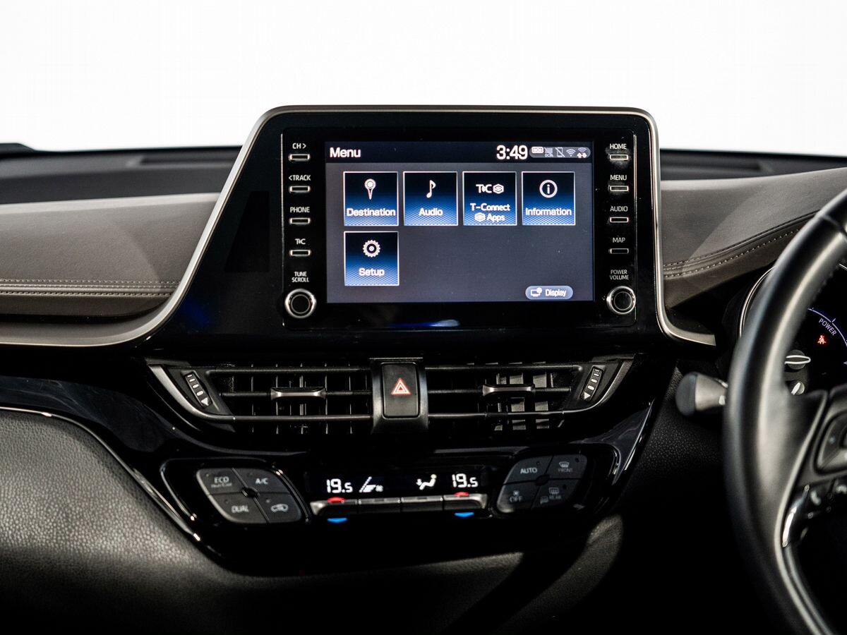 Toyota C-HR 2020 - фото автомобиля