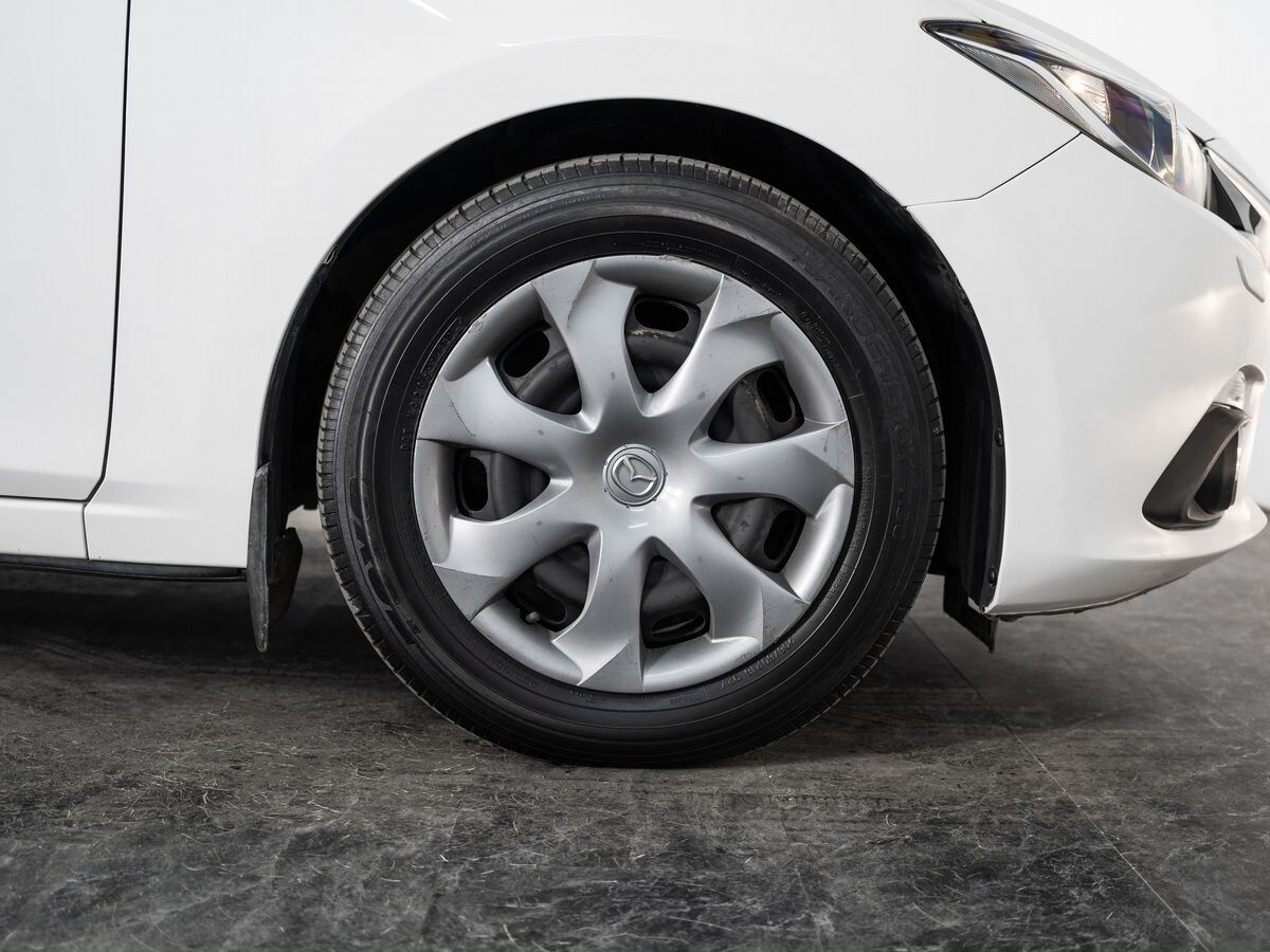 Mazda Mazda3 2014 - фото автомобиля