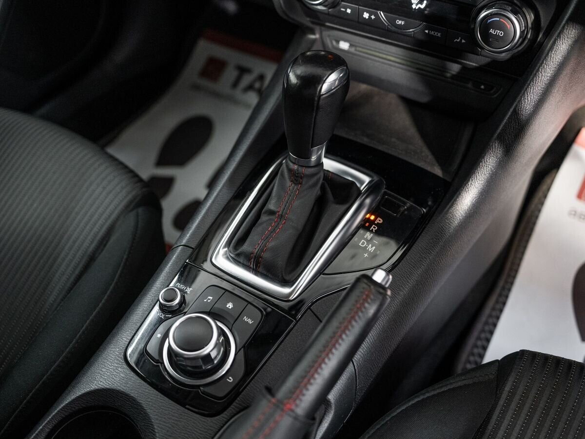 Mazda Axela 2014 - фото автомобиля