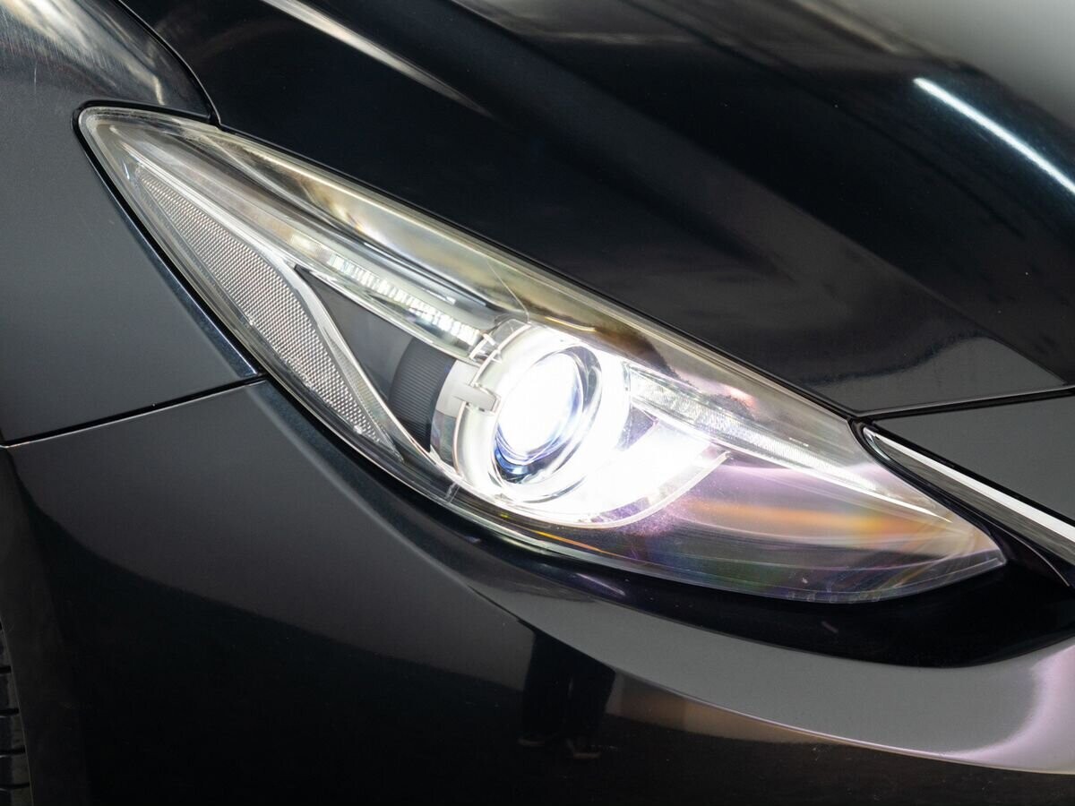 Mazda Axela 2014 - фото автомобиля
