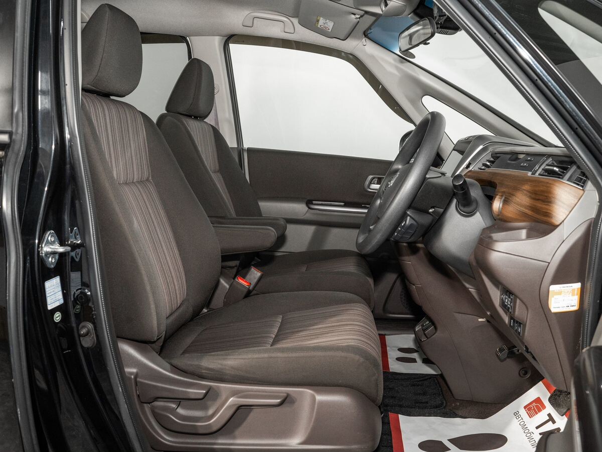 Honda Freed 2016 - фото автомобиля