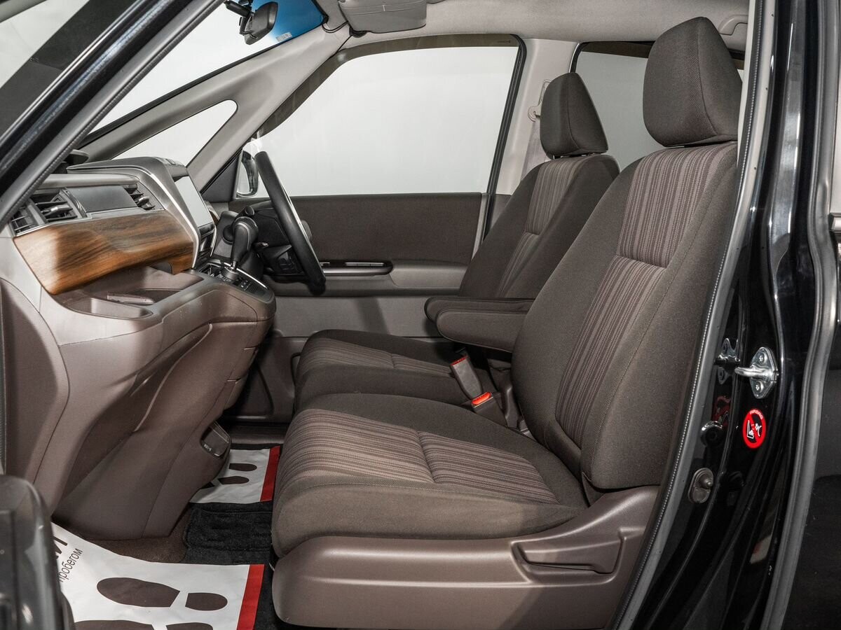 Honda Freed 2016 - фото автомобиля