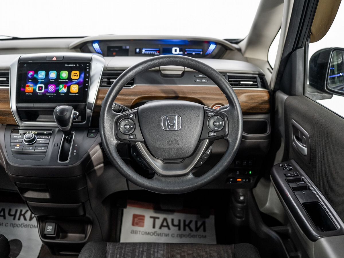 Honda Freed 2016 - фото автомобиля
