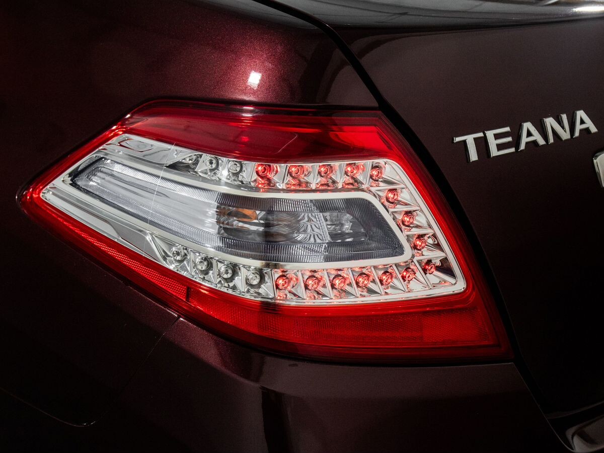 Nissan Teana 2011 - фото автомобиля