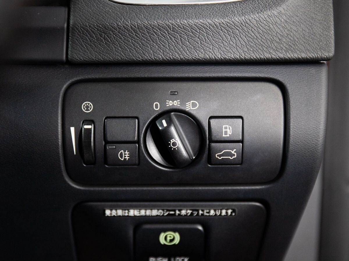 Volvo V60 2011 - фото автомобиля