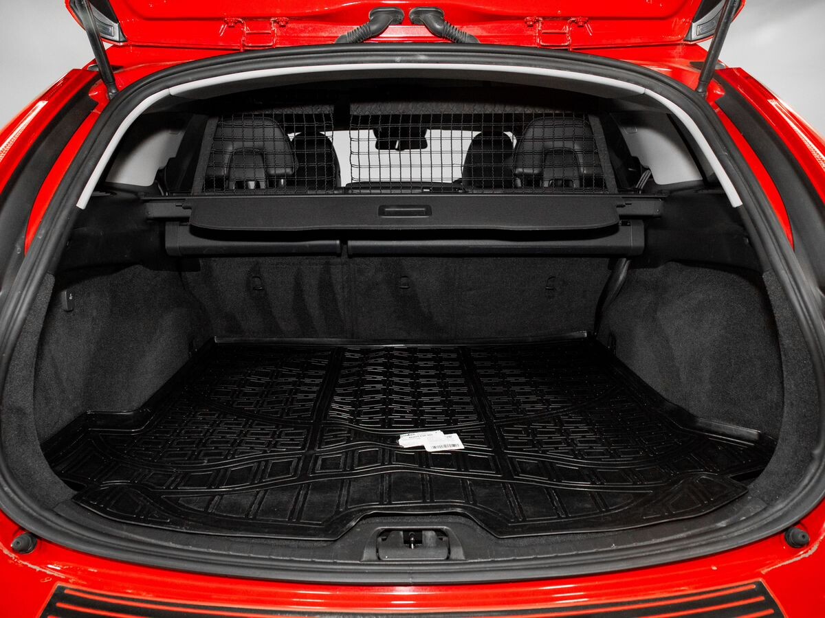 Volvo V60 2011 - фото автомобиля
