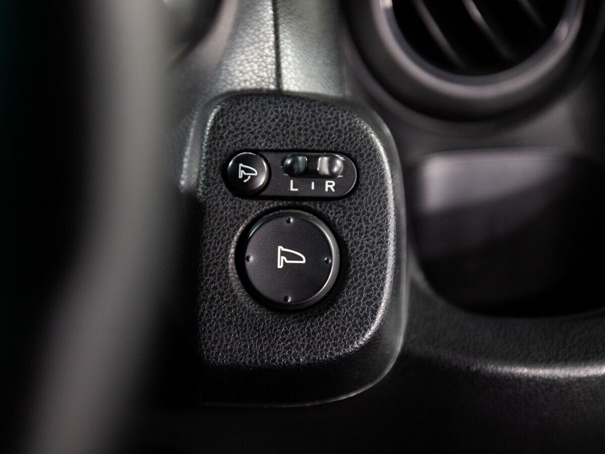 Honda Fit 2010 - фото автомобиля