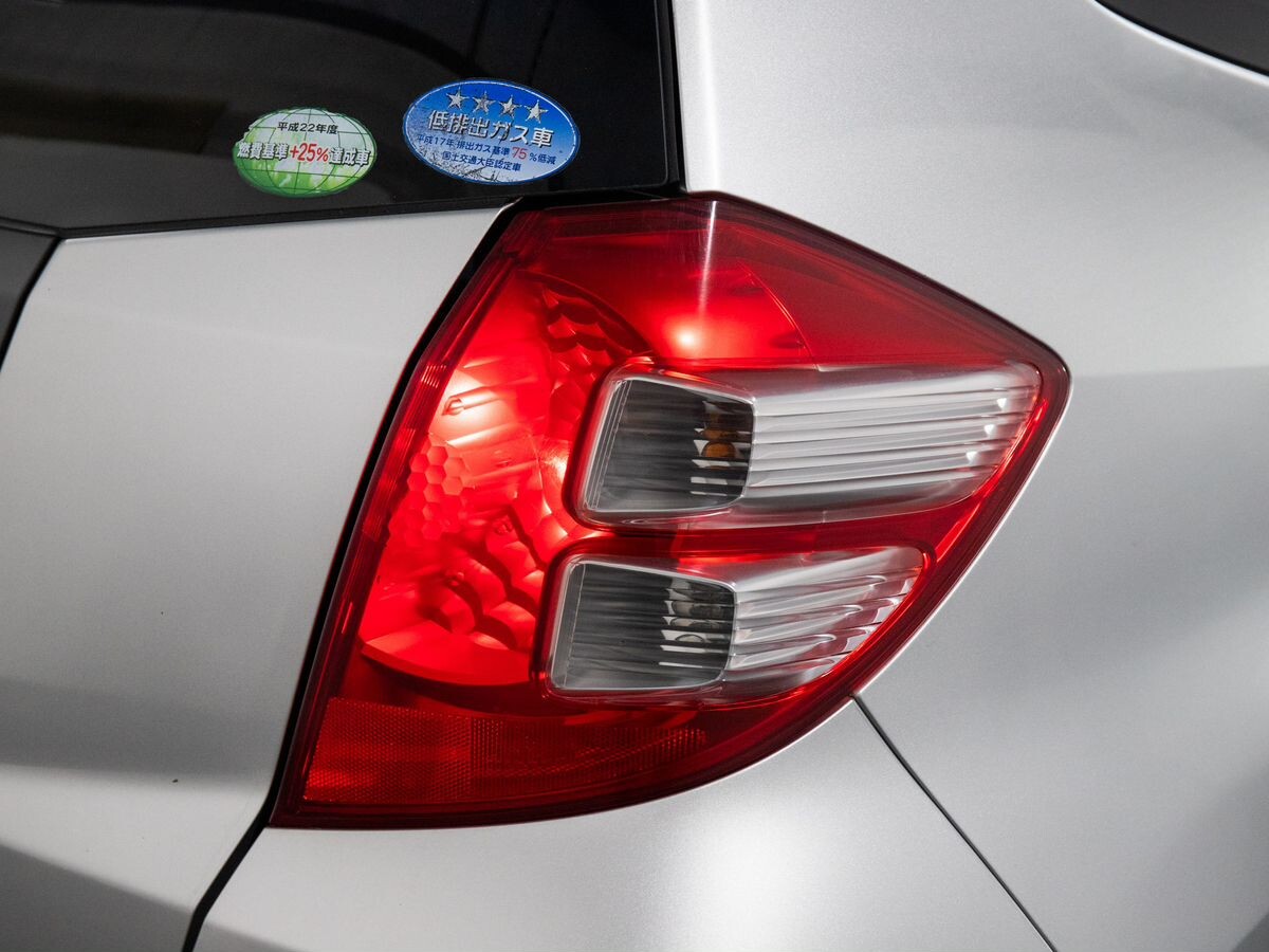 Honda Fit 2010 - фото автомобиля