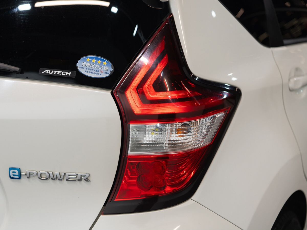 Nissan Note 2017 - фото автомобиля