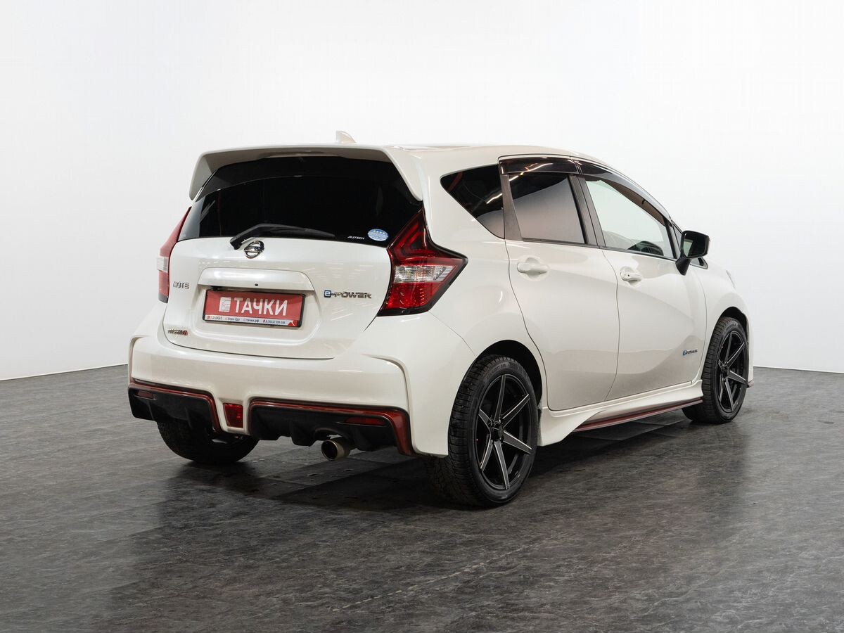 Nissan Note 2017 - фото автомобиля