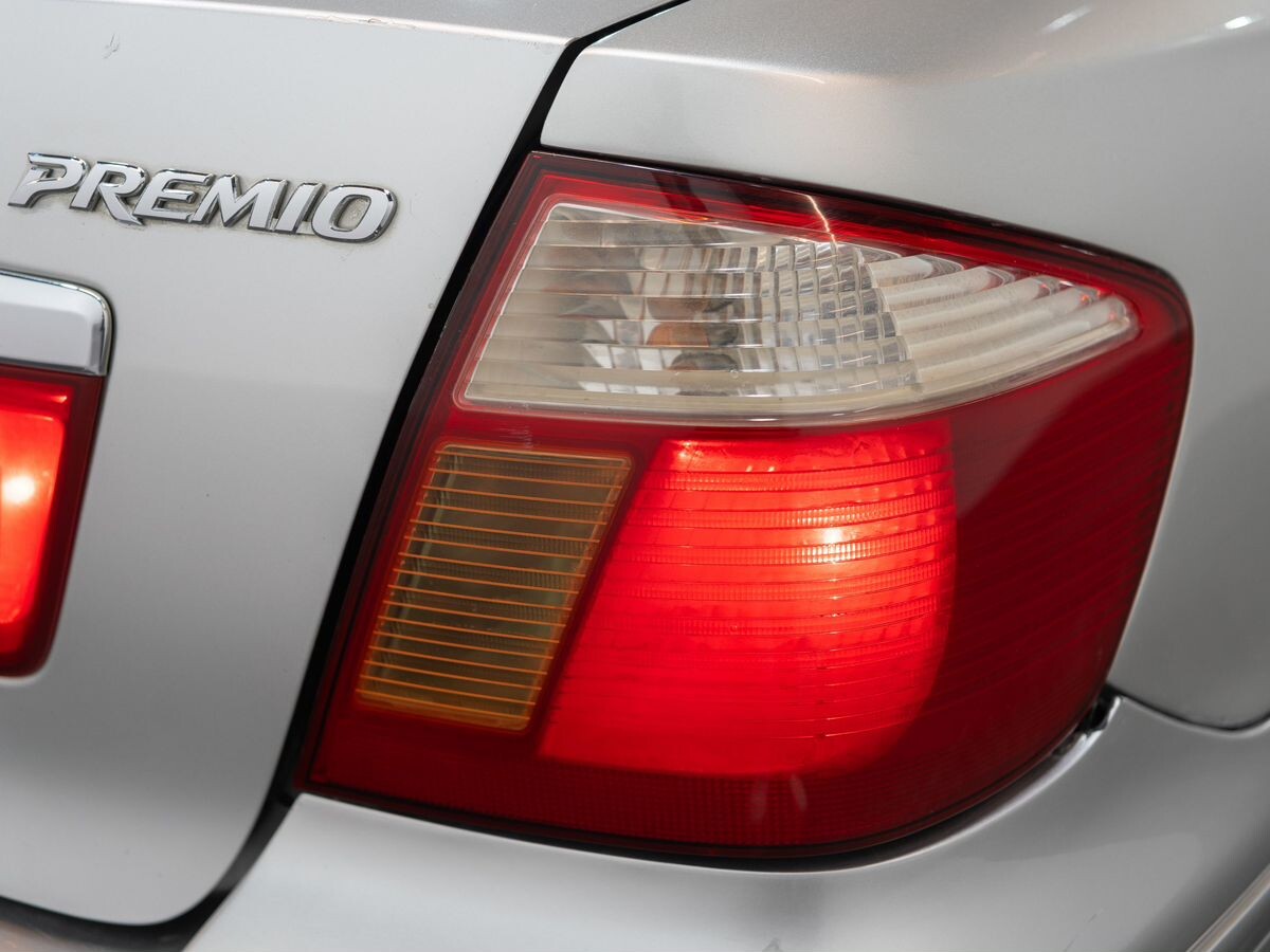 Toyota Premio 2003 - фото автомобиля