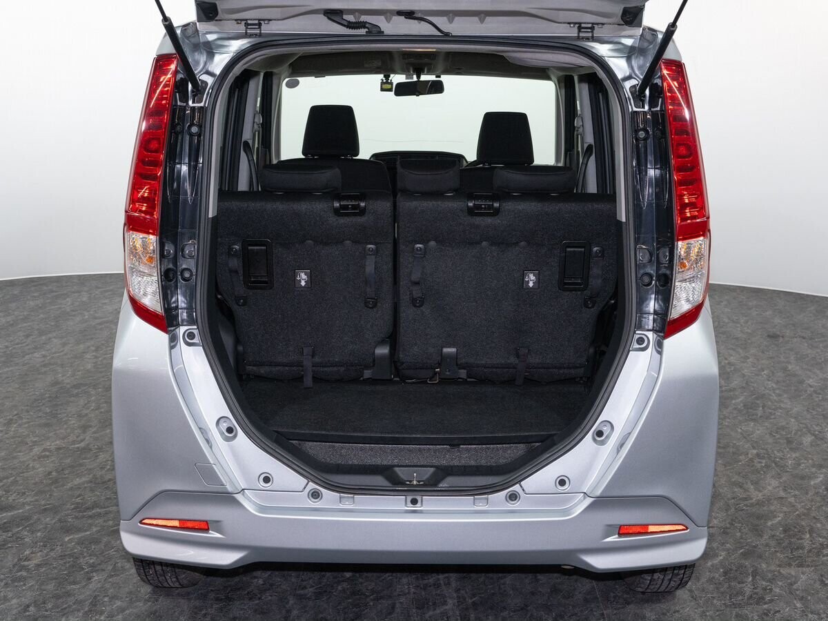 Toyota Roomy 2016 - фото автомобиля